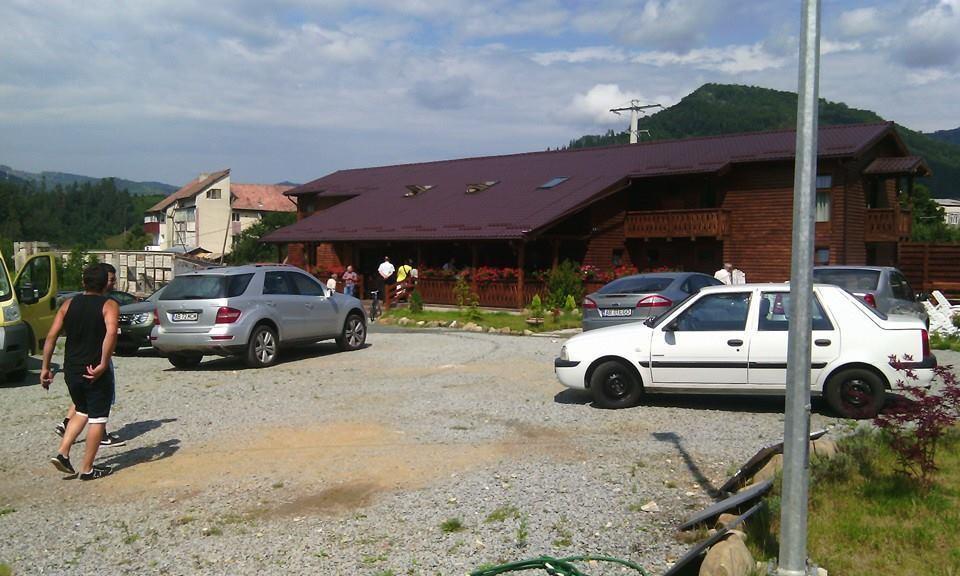 Pensiunea Roua Muntelui Brăzeşti المظهر الخارجي الصورة